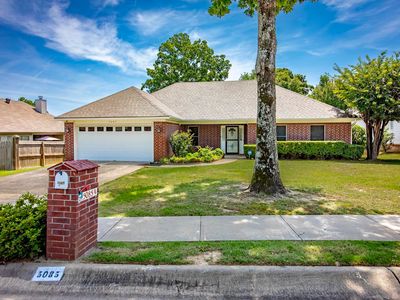 5085 Willow Glen Cir