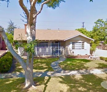 320 S Victoria Ave