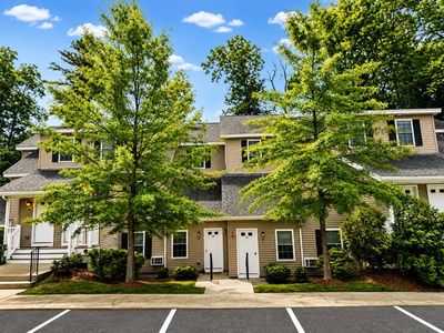 33 McGillen Dr #33