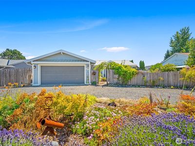 8142 Cowichan Road