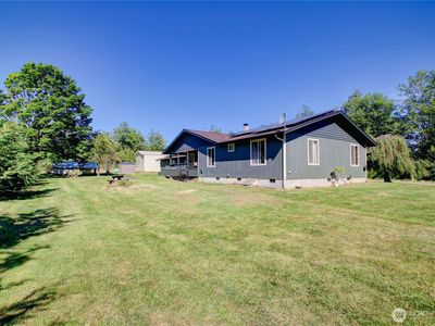 3046 Old Highway 99 North Road