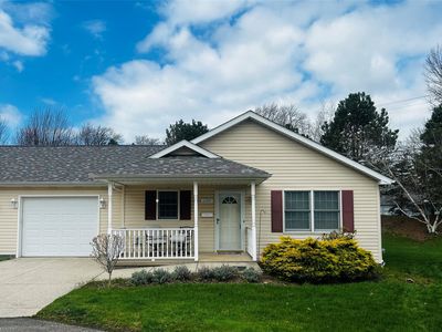 Property at 1200 Rice Ct, Erie, PA