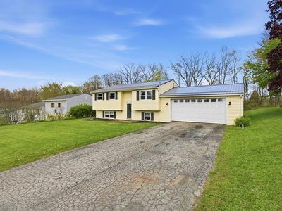 208 Kathy Dr