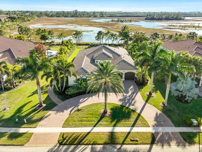 7755 Maywood Crest Drive