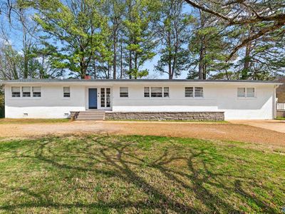 8009 Whitesburg Dr SE