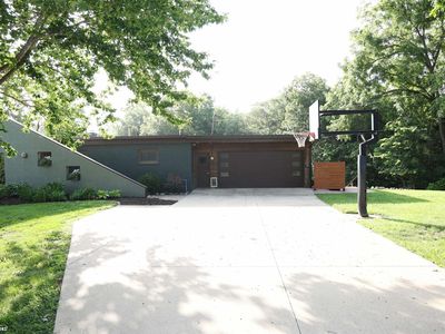 2212 Carbonado Rd