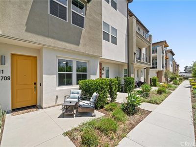 709 Cara Cara Ln