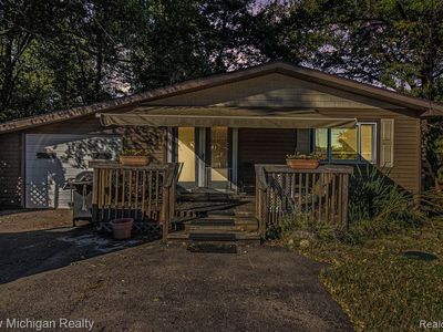 11882 S Lake Side Dr