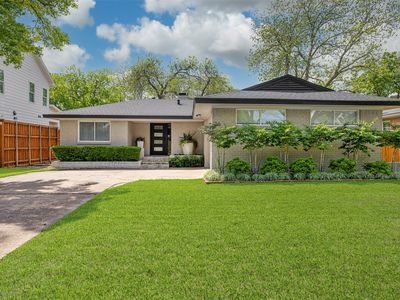 9017 Larchwood Dr