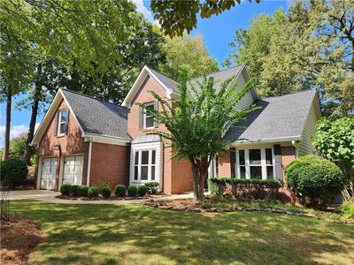 832 Devonwood Trl