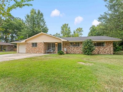 Property at 4018 Chestnut St, Zachary, LA