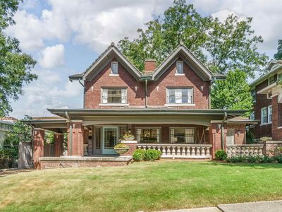1011 Glen View Rd