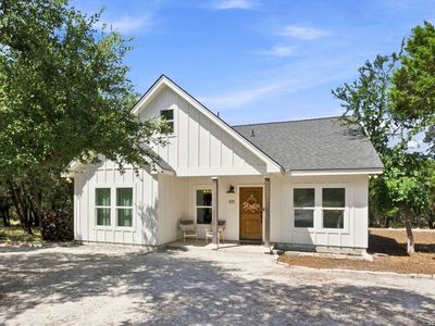 671 Rimrock Cv