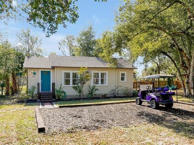 220 Avocado Ave