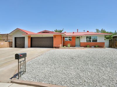 5711 Bohemio Ct Sw