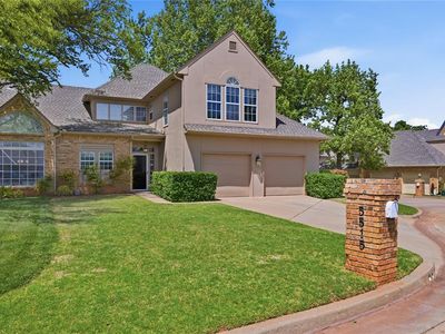 5515 Fairway Dr