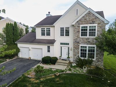 1035 Jervin Dr