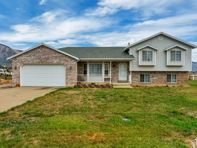 3032 N 2575 W