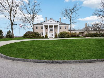 955 Old Quaker Hill Road