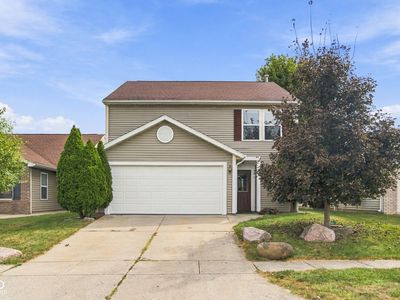 5515 N Bluegrass Cir