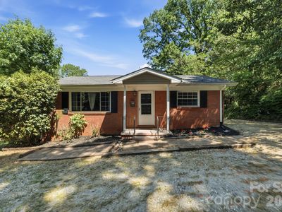 153 American Ave NE