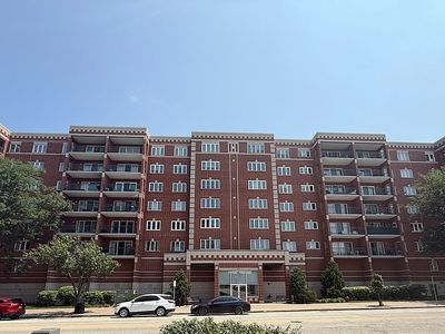 675 Pearson St APT 813