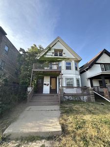 4522 W Lloyd STREET #4524