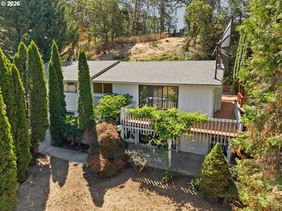 623 Pioneer Way