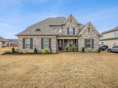 661 Woodland Fox Ln E