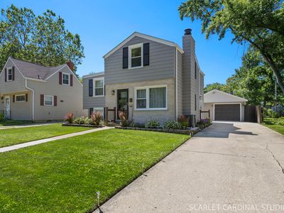 133 W Park Dr
