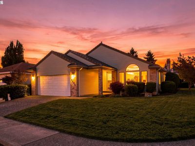 2204 NE 158th Ave