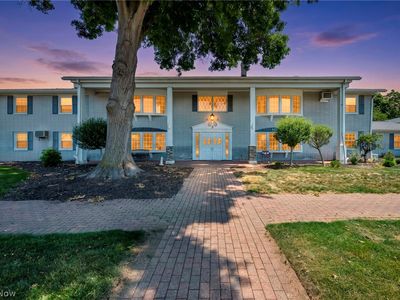 3 Meadowlawn Dr Unit 22