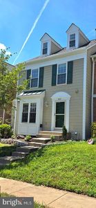 6008 Raina Dr