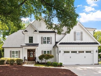 1404 Ivy Ln