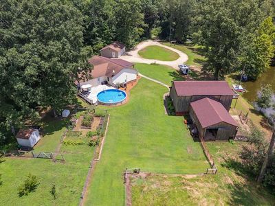 1054 Woodard Rd