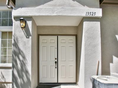 Property at 13525 Cobblestone Ln, Westminster, CA