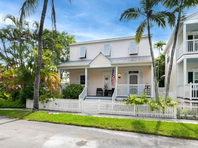 210 Golf Club Dr