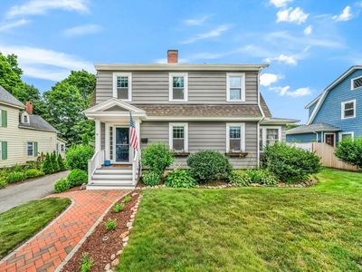 10 Essex St