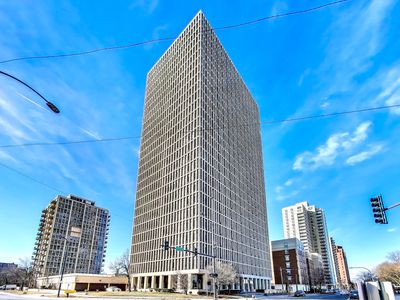 6700 S South Shore Dr APT 17C