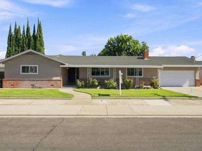 2421 Acorn Ln