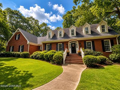 28 Greenleaf Ln