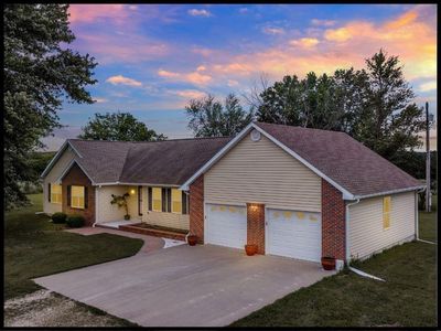 560 NE 115th Rd