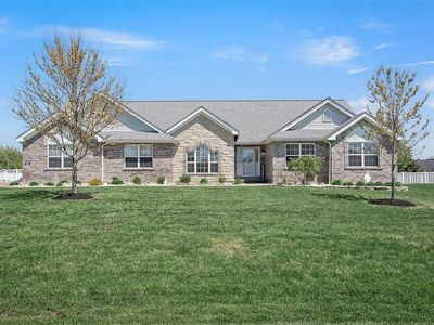 100 Hillary Cir