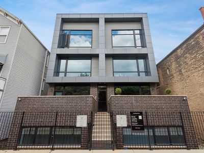854 N May St #3N