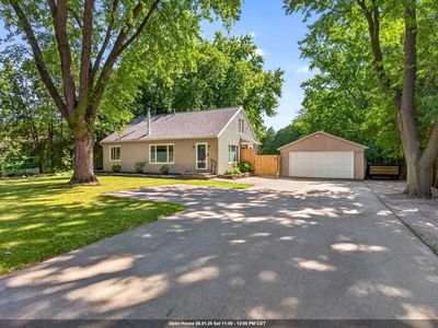 1338 Leonard Point Rd