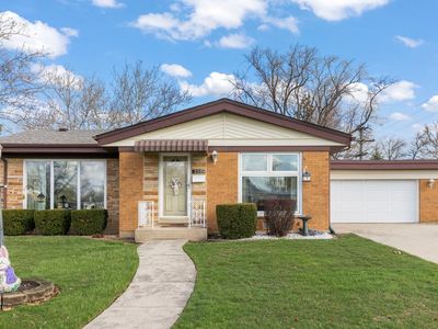 Property at 2345 Boeger Ave, Westchester, IL