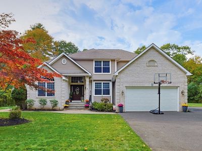 8 Old Bliss St