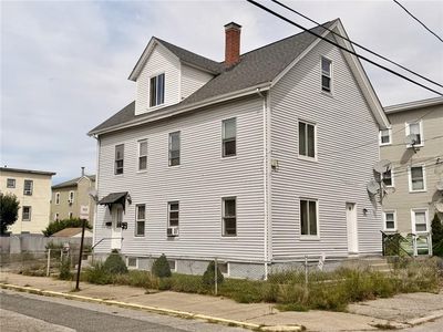 77 Henry St