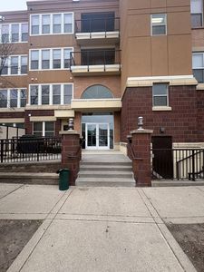 150 Burnsville Pkwy E #101