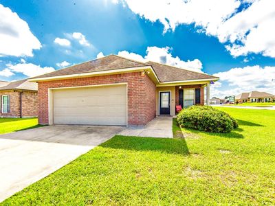 102 Petal Ave